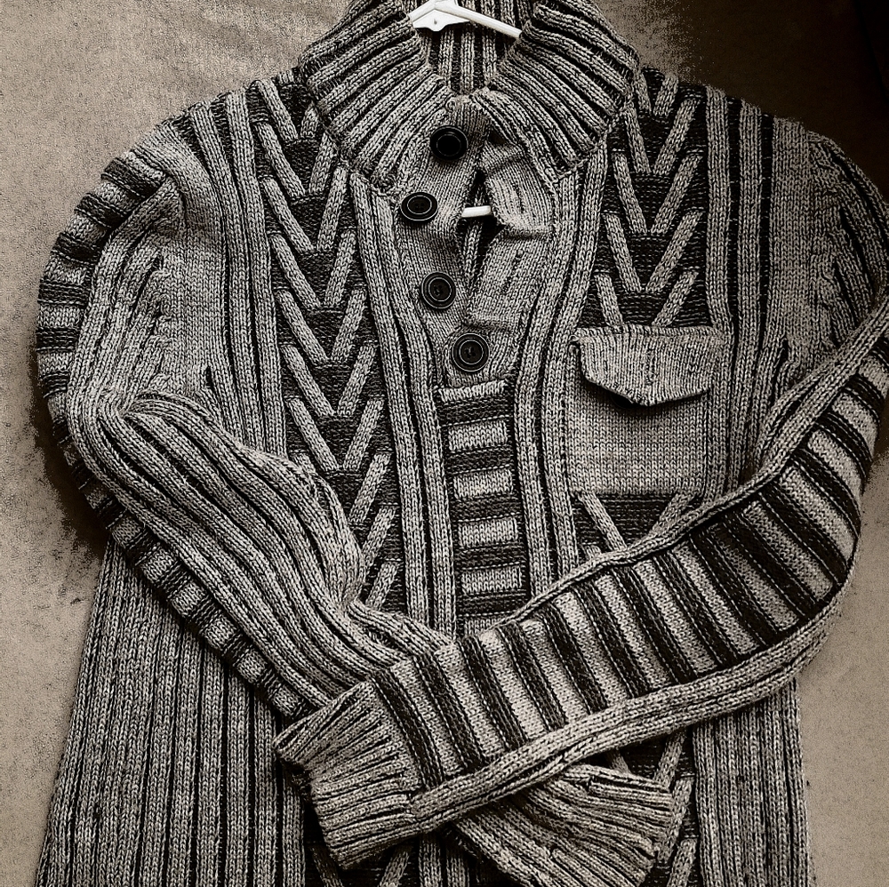 Sweaters - Picture 2 of 2